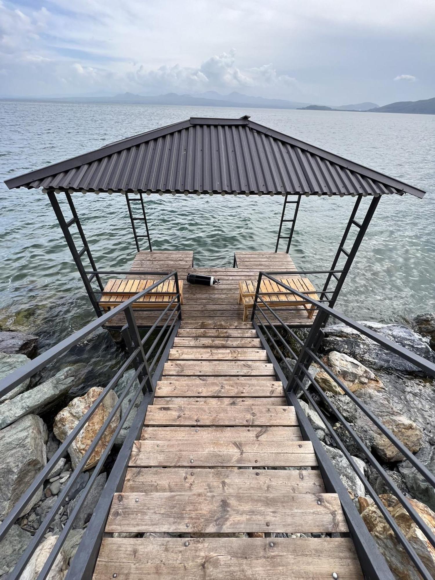 Altitude 1900 Dive Resort - Sevan Lake Chambarak ภายนอก รูปภาพ